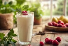 Wie schmeckt Kefir? Kefir mit Himbeere