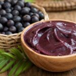Açaí-Beeren und Açaí-Püree