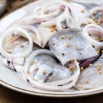 Bismarckheringe mit Zwiebelringen