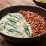 Ema Datshi, Chilis in Käsesauce mit rotem Reis