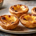 Pastéis de Nata mit karamellisierter Oberfläche